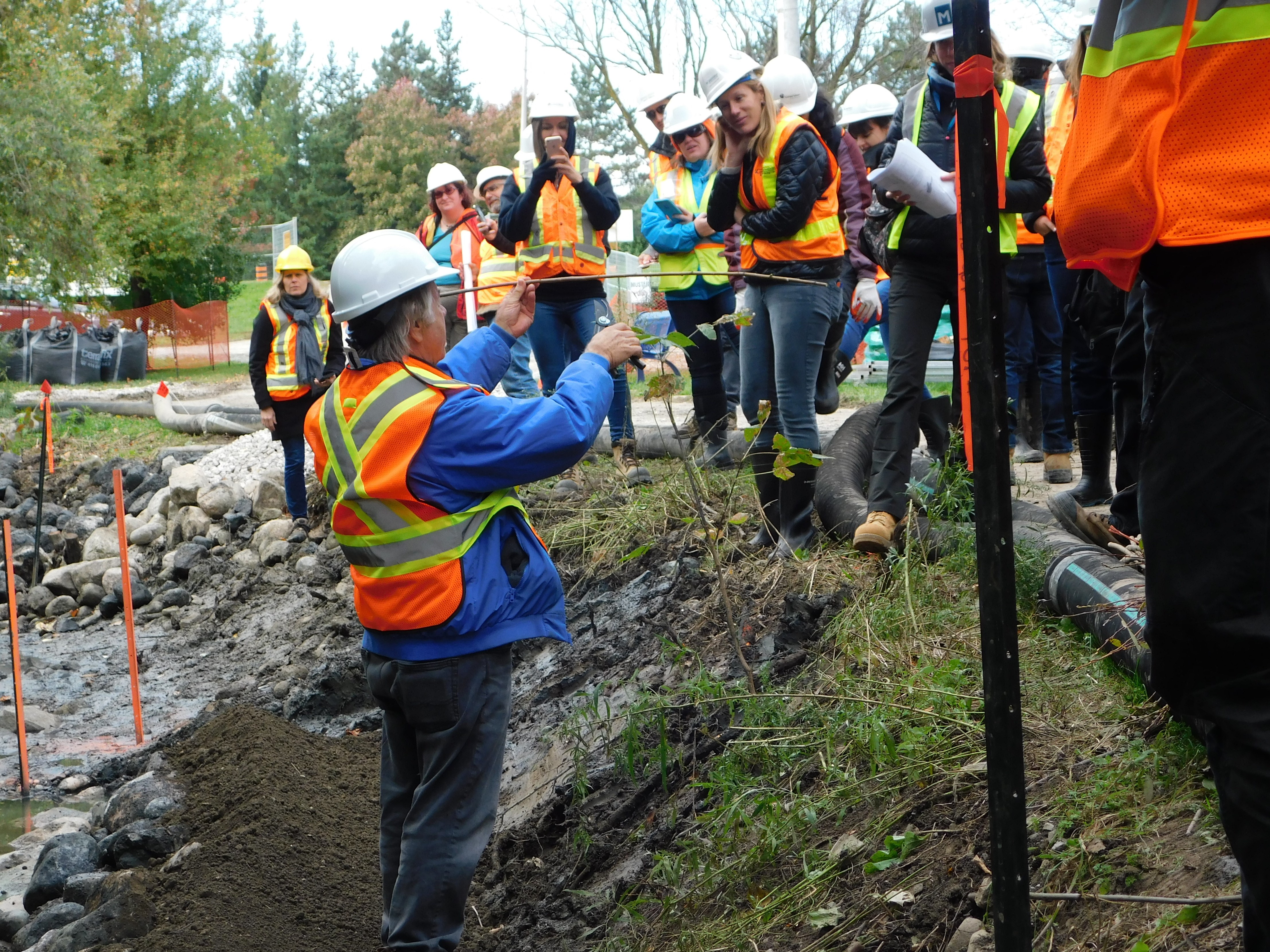 John McCullah from Salix Applied Earthcare discussing bioengineering techniques at Maitland Park