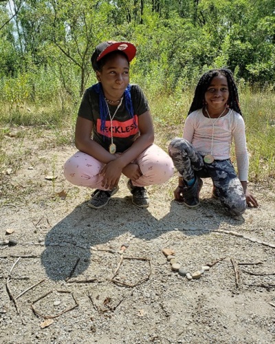 summer campers make nature art at Tommy Thompson Park