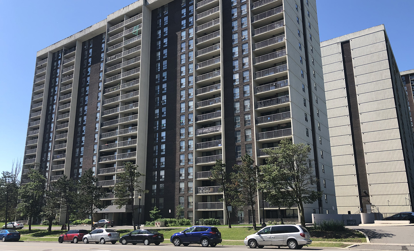 5 Kings Cross residential tower in Bramalea