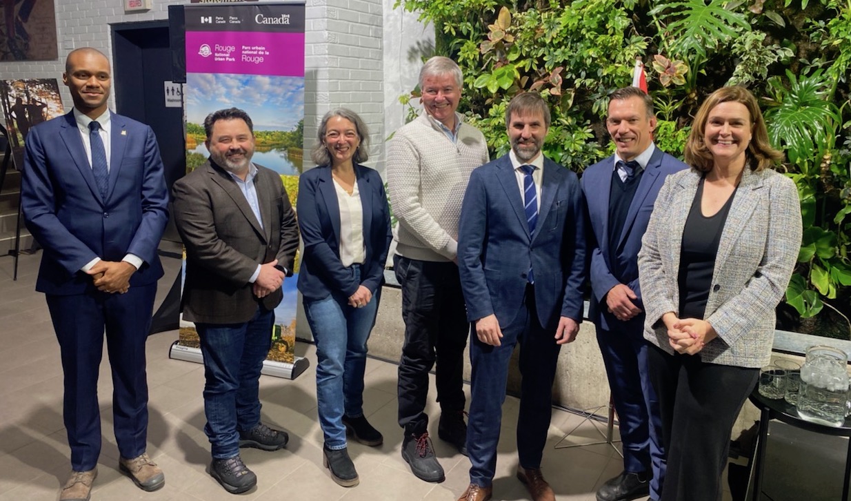 Dignitaries including the Honourable Steven Guilbeault and TRCA CEO John MacKenzie take part in an event announcing federal support for the protection of nature in Ontario