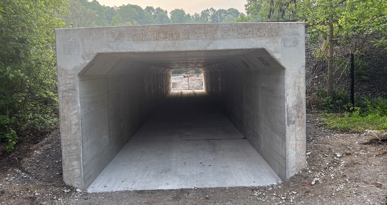 East Don Trail tunnel installation