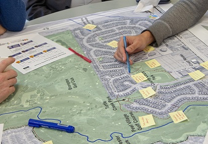 community members take part in SNAP neighbourhood planning session