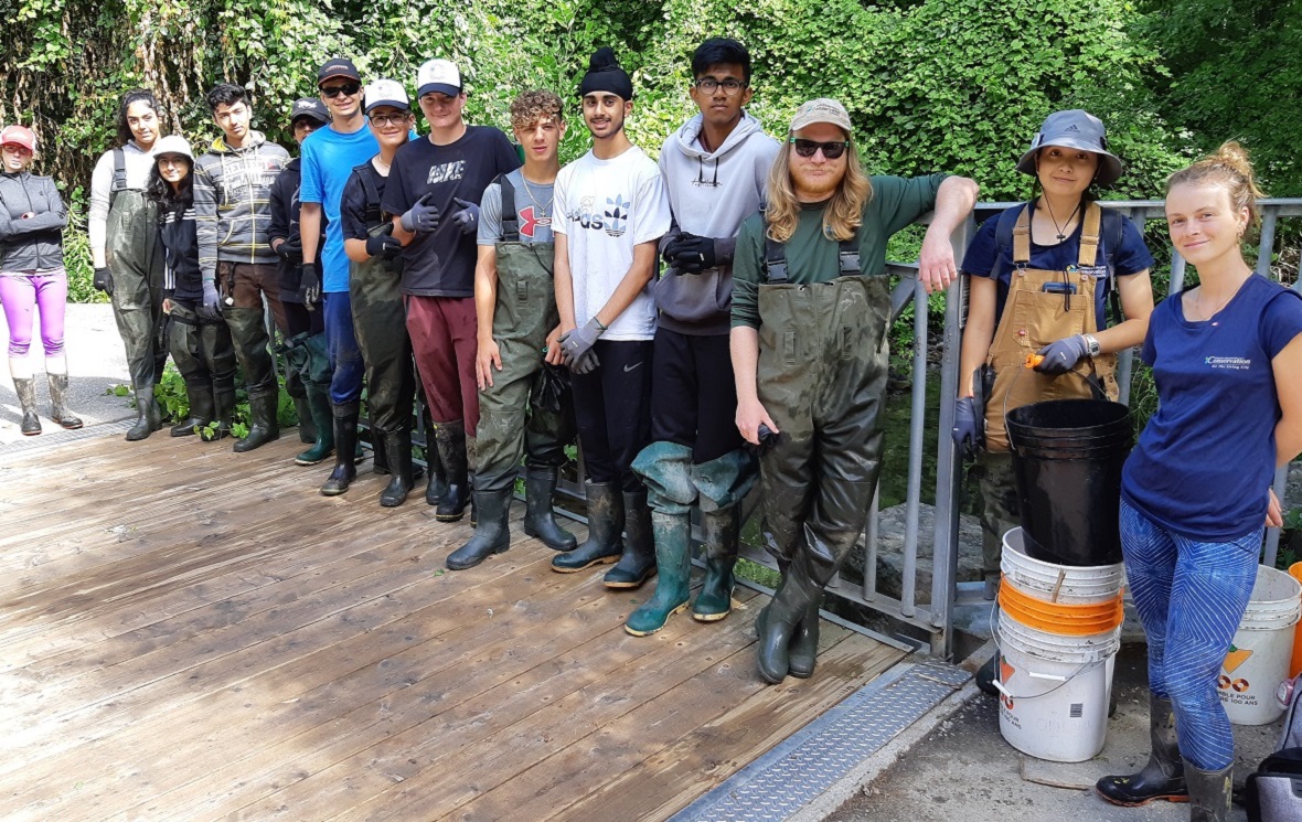 Peel Conservation Youth Corps volunteers take part in a TRCA restoration project