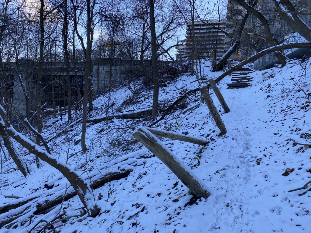 Photo of the remnants of the old access point from St. Clair Avenue East