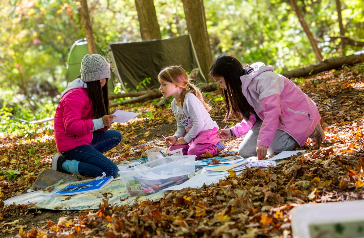 students in The Nature School enjoy outdoor activities at Lake St George Field Centre