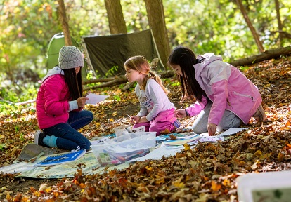 students in The Nature School enjoy outdoor activities at Lake St George Field Centre